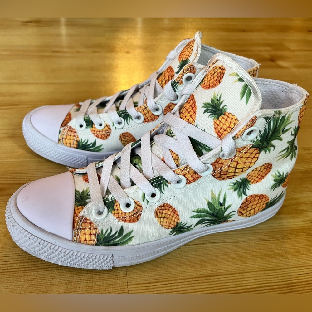 Pineapple Print Raad Shoes